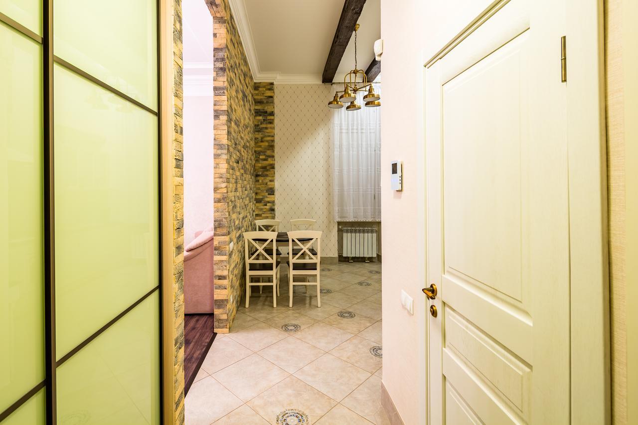 Фредра, 6 Lviv Exterior photo